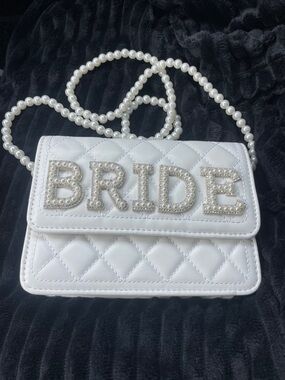 Bride Pearl-Trim Quilted Crossbody Bag - White bag